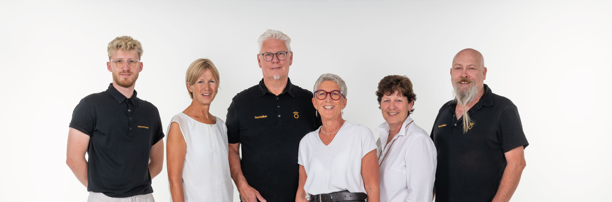 Das beeconnected Team – Mitarbeiterinnen und Mitarbeiter des Familienunternehmens aus Hemsbach